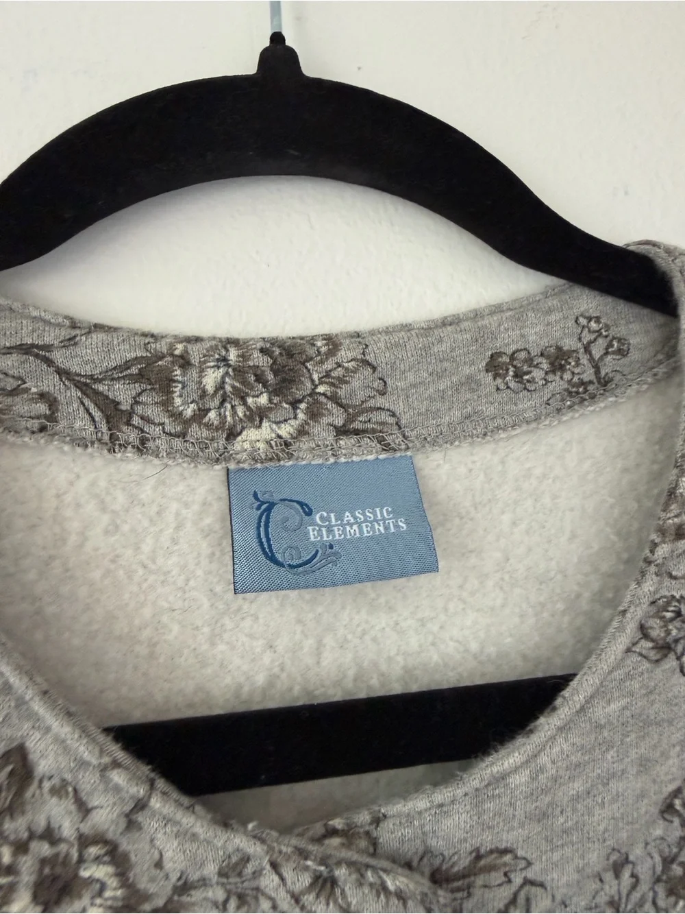 Classic Elements Gray Floral Button-Front Jacket